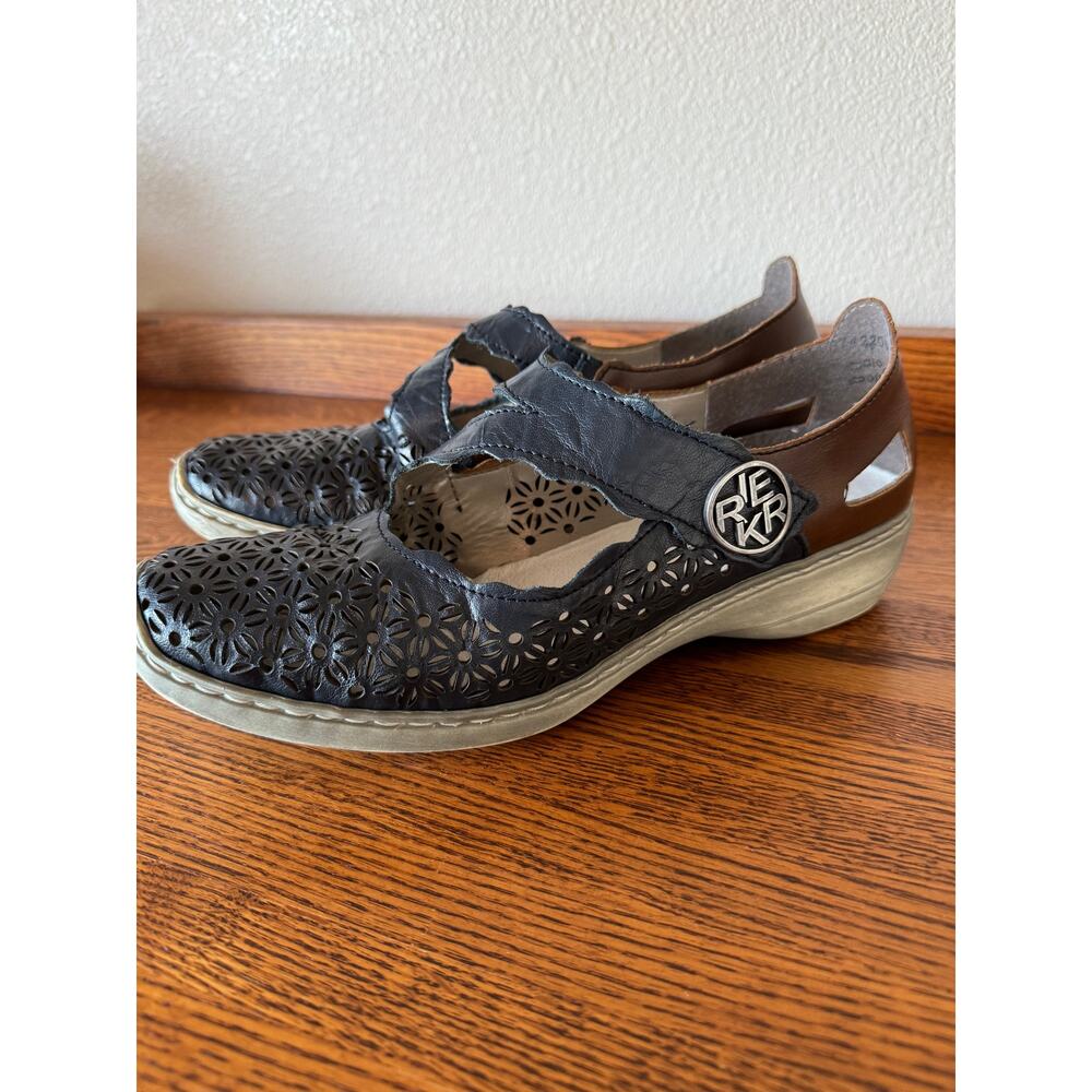 Rieker Women's Navy Floral Cutout Leather Mary Jane Flats Size 10.5